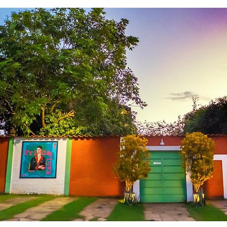 Casa De Frida Pousada Galeria Піренополіс Екстер'єр фото