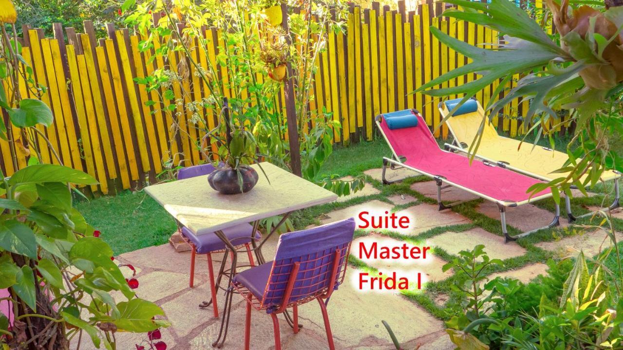 Casa De Frida Pousada Galeria Піренополіс Екстер'єр фото